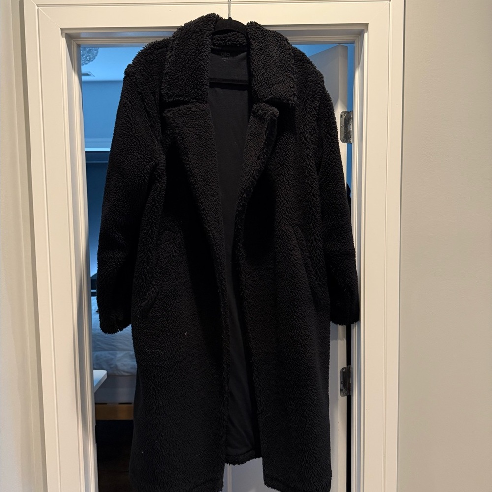 Black Alo Oversized Sherpa Trench Coat!
